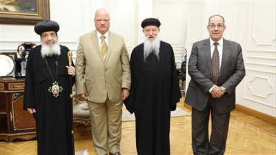 محافظ القاهرة يستقبل وفد الكنيسة الأرثوذكسية لتقديم التهنئة بمناسبة عيد الأضحى المبارك
