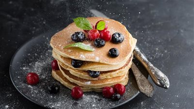 وفري فلوسك واصنعي بان كيك ببيضة واحده فقط| فطار سريع ولذيذ