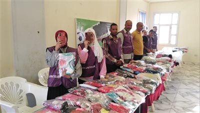 توزيع 500 قطعة ملابس على الأكثر احتياجا في يوم الخير بديرمواس 