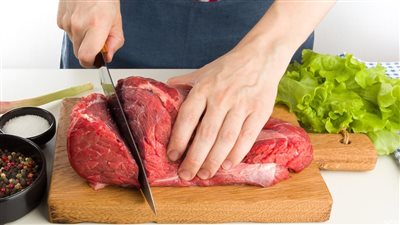  عيد الأضحى .. الطريقة الصحيحة لتقطيع اللحوم 