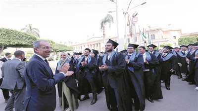 قطاع الاتصالات وتكنولوجيا المعلومات الأعلى نمواً بمعدل 16.7%