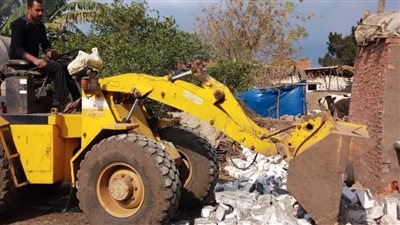 إزالة فورية لحالات التعدى المخالفة بمراكز اشمون وقويسنا وتلا