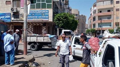 حملة مكبرة لرفع الاشغالات والقمامه بشوارع نجع حمادي 