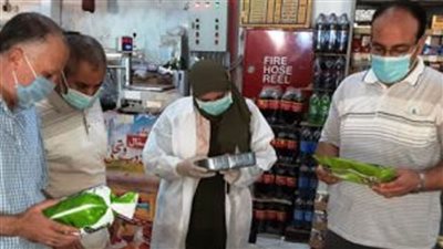 ضبط 61 مخالفة تموينية متنوعة فى حملات بالمني