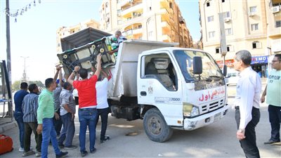 محافظ الغربية يتفقد أعمال النظافة ورفع الإشغالات بالمحلة وزفتى 