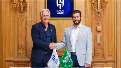 بن نافل يمنح خيسوس هدية ثمينة بعد تحقيق الأرقام القياسية