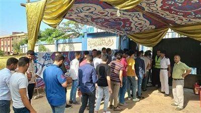 رضا بين الطلاب واولياء الامور  بالبحيرة رغم تسريب امتحان الفيزياء والتاريخ 