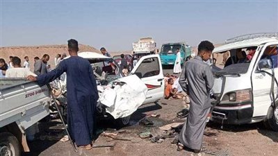 تصادم 3 ميكروباصات بطريق إدفو مرسى علم.. مصرع وإصابة 36 راكبًا