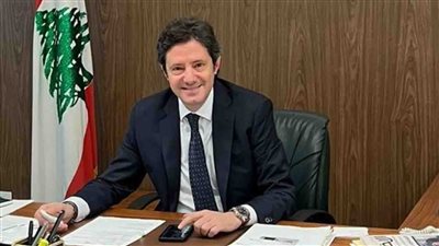 وزير الإعلام اللبناني يدعو للتركيز على الصحافة البناءة المهتمة بالحلول