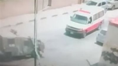 القوات الإسرائيلية تمنع طواقم الإسعاف الفلسطيني من الوصول للجرحى (شاهد) 