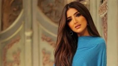 مي عمر .. زهرة ساحرة في البستان 