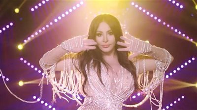 إليسا تجتاز المليون مشاهدة بـ