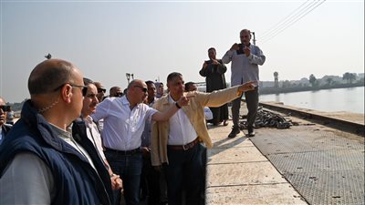 وزير الري يوجه بسرعة إعداد مقايسات صيانة أفمام الترع على بحر شبين