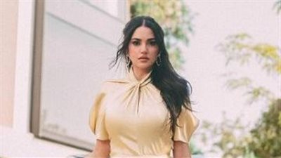 درة زروق تواكب موضة فساتين صيف 2023 بتوقيع جورج حقيبة 