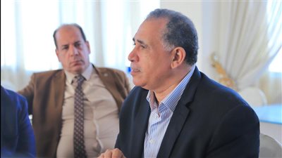 نقيب المحامين يكلف الإدارة الهندسية بإعداد تقرير لتطوير نادي رأس البر بدمياط