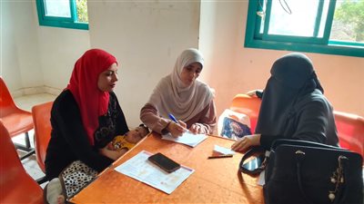 تقديم خدمات طبية خلال قافلتين بكوم حمادة وبدر