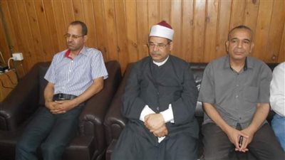 لقاء موسع مع مديري الإدارات ومديري المراحل وموجهي قطاع المعاهد بسوهاج