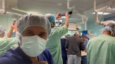 بدء عملية فصل التوأم السوري| فيديو 