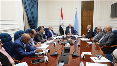 محافظ القاهرة: تكثيف الحملات الرقابية على منافذ بيع السلع الغذائية المواطن أولًا 