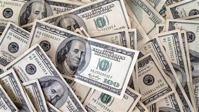 أسعار الدولار في البنوك اليوم الجمعة