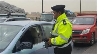 تحرير 1560 مخالفة عدم تركيب الملصق الإلكتروني