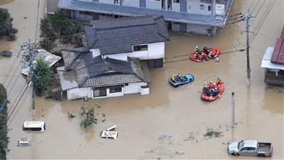 الأمطار الغزيرة والفيضانات تضرب اليابان ودعوات لإخلاء المنازل