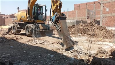 إزالة 33 حالة تعدي على الأراضي الزراعية بالقوصية والبداري