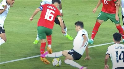 طرد محمود صابر يربك حسابات مدرب منتخب مصر أمام المغرب