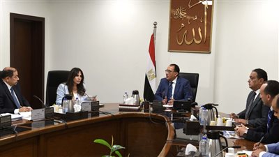 رئيس الوزراء يبحث مستجدات العمل بمشروع تنمية المنطقة الاقتصادية للمثلث الذهبي