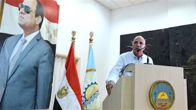 سويلم يستعرض جهود تطوير منظومة إدارة الري والصرف بواحة سيوة