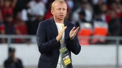الوداد يستقر على إقالة فاندنبروك وهذا بديله