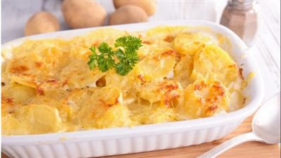 بطاطس بالبشاميل بخطوات سهلة 
