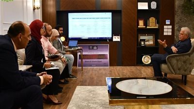 محافظ جنوب سيناء يتابع مبادرة المشروعات الخضراء الذكية المستدامة