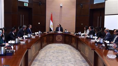  رئيس الوزراء يبحث فرص استثمار شركة بلاك روك العالمية فى مصر