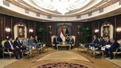 وزير الداخلية يبحث مع نظيره الأردني تعزيز التعاون الأمني بين البلدين  