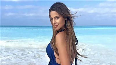  كارول سماحة فى عطلة صيفية مثيرة على البحر 
