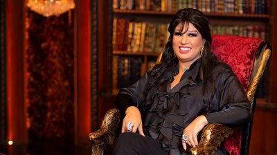 فيفي عبده تفتح أبواب النيران.. الرقص أكسجين و