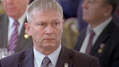 بوتين يحاول إبعاد بريجوجين ويقترح ذو الشعر الرمادي.. من هو؟