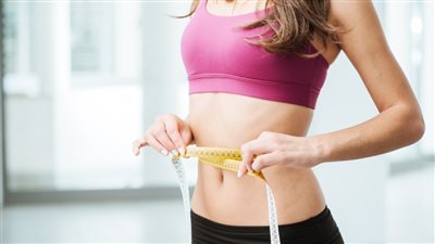 أطعمة بسيطة تساعد على حرق الدهون.. المكسرات أهمها 