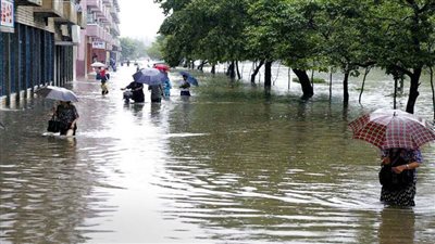 الفيضانات تجتاح كوريا الجنوبية وتنهي حياة 35 شخصًا (فيديو)