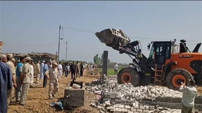 إزالة 7 مخالفات بناء على أملاك الدولة بمركز المحلة 