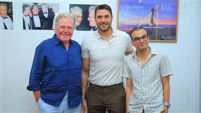 مهرجان القاهرة السينمائي يمنح أحمد عز جائزة 