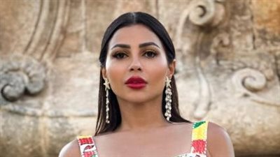 مهيرة عبدالعزيز نجمة فوج متألقة بأحدث صيحات موضة 2023 