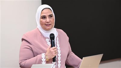 صرف 60 ألف جنيه لأسر ضحايا انهيار عقار رشيد بالبحيرة