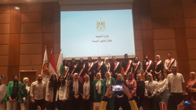 وزارة البيئة تتبنى مشروعات تخرج طلاب الإعلام 