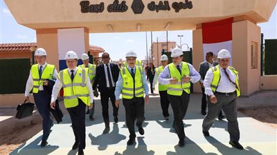  مدير عام شركة روساتوم الروسية يزور موقع بناء محطة الضبعة النووية