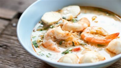 تساعدك على الشبع| طريقة عمل شوربة الجمبري المسلوق