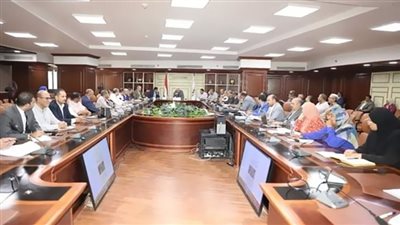 قبول 3 تظلمات وتقنين 19 طلبا  جديدا  لأراضى الدولة فى بني سويف