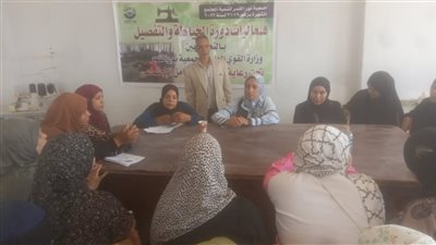وزارة العمل :برامج تدريبية للفتيات على مهنة التفصيل والحياكة بالمنيا