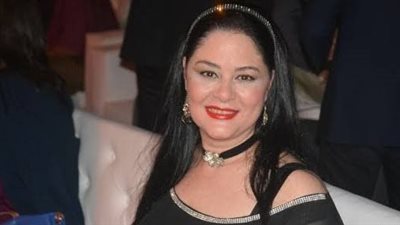 علا رامي عن نادر أبو الليف: أديته فرص كتير